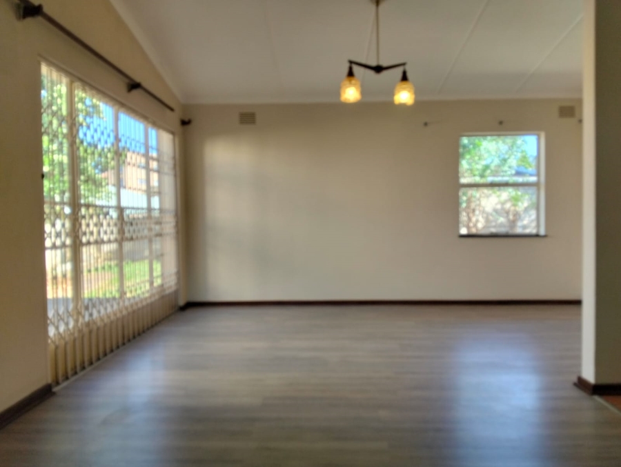 To Let 5 Bedroom Property for Rent in Fort Gale Eastern Cape